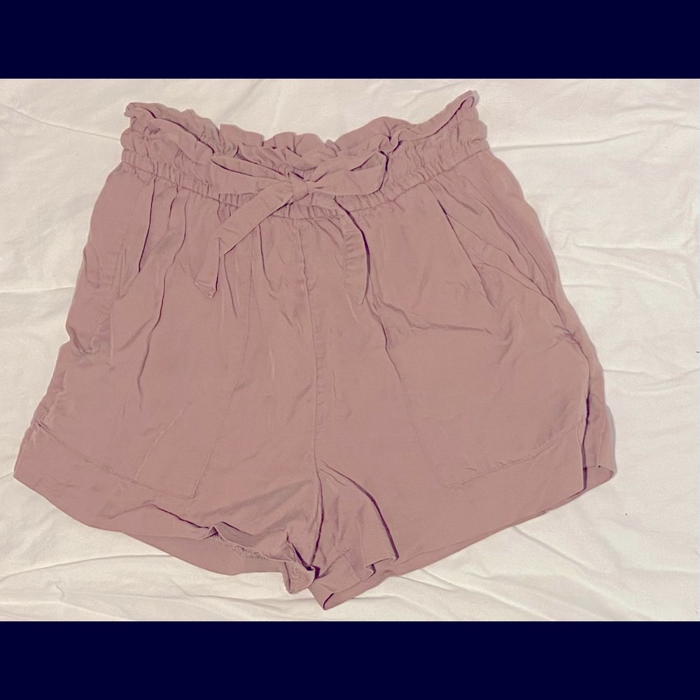 H&M blush shorts- S